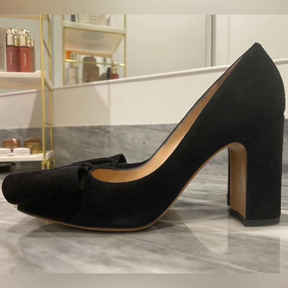 VALENTINO GARAVANI velvet heels with gold tip - Picture 2 of 4
